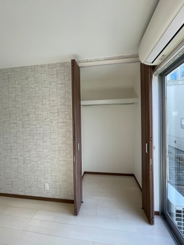 収納　居室クローゼット