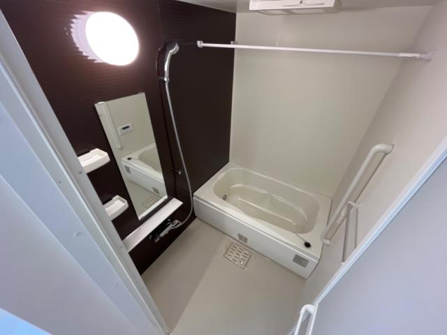 バス・シャワールーム　バス