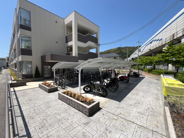 その他共有部分　外観写真（昼）