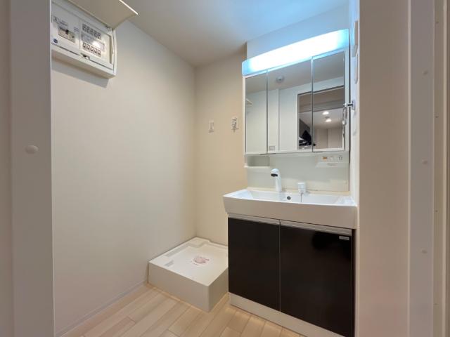 洗面設備　洗髪洗面化粧台