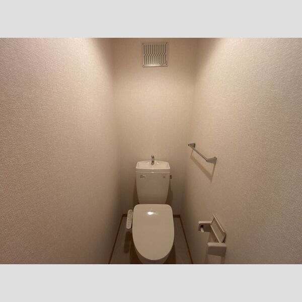 トイレ　温水洗浄暖房便座