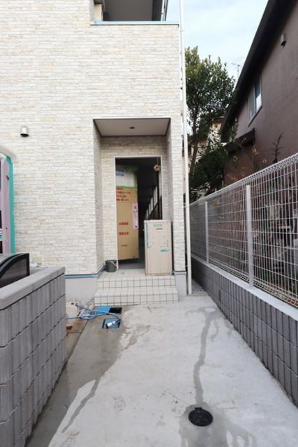 エントランス　★お問い合わせはタウンハウジングまで★