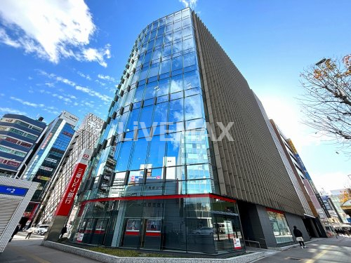 銀行　三菱UFJ銀行 金山支店（銀行）まで485m