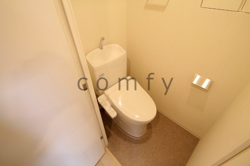 トイレ　ウォシュレット付きトイレ