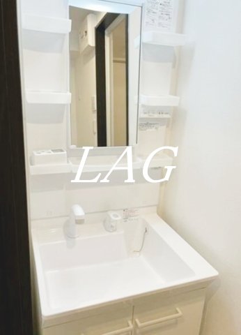 洗面設備　洗面台です。