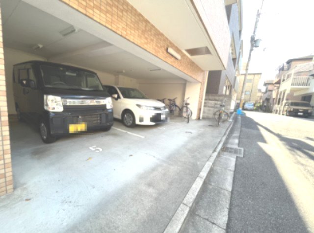 駐車場　詳細は、RISUMO江坂本店までお問合せください♪