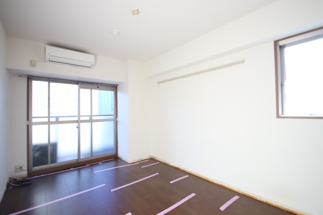 居室・リビング　※別室の参考写真の為、現況優先です。