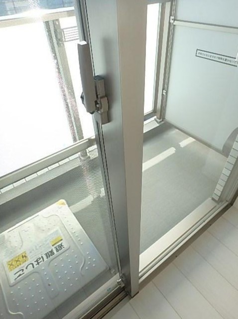 バルコニー　バルコニーあります