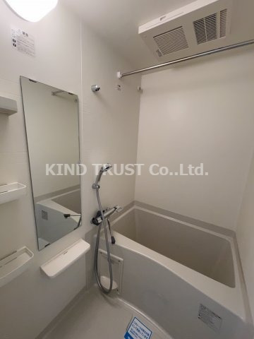 バス・シャワールーム　お風呂です