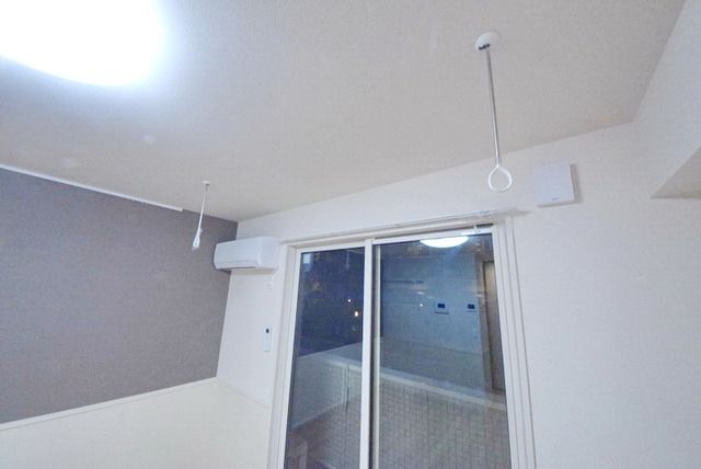 その他設備　室内物干し