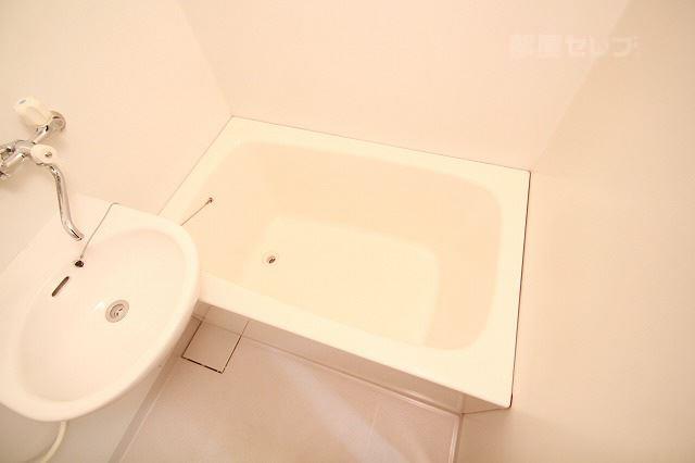 バス・シャワールーム　キレイなお風呂です。（イメージ）