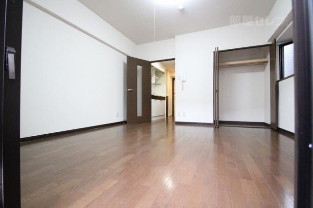 居室・リビング　光が入ります。（イメージ）