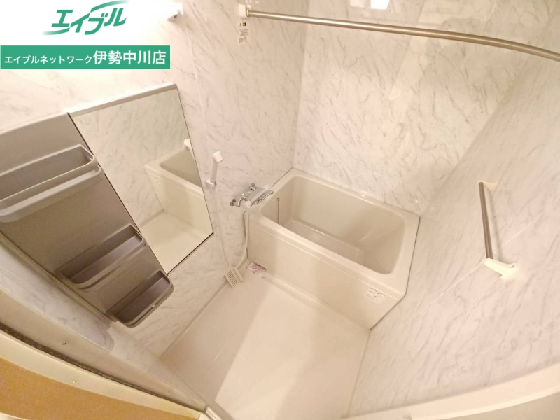 バス・シャワールーム　同型参考写真