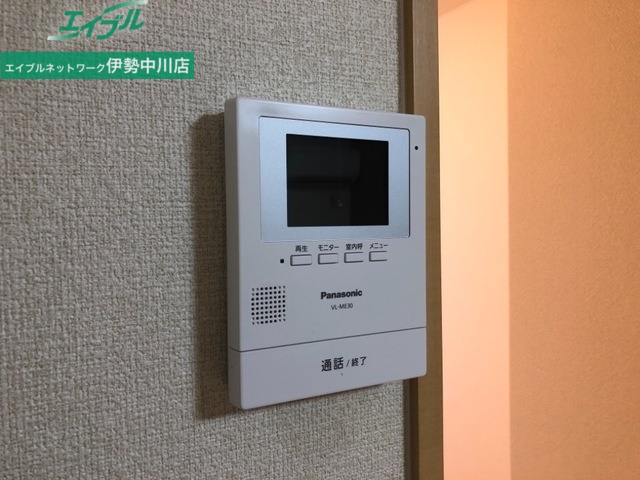 セキュリティ　同型参考写真