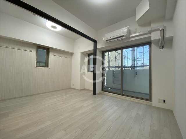 居室・リビング　エステムコート谷町九丁目　リビング