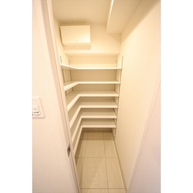 収納　沢山の靴を収納できます。