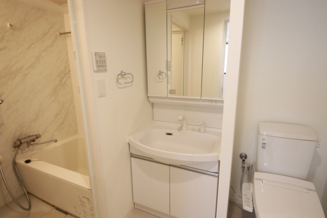 洗面設備　※別室の参考写真の為、現況優先です。