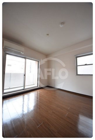 居室・リビング　PARK HILLS玉造Kalmia　洋室