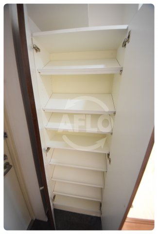 収納　PARK HILLS玉造Kalmia　シューズボックス