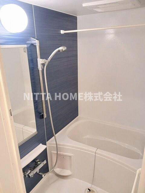 バス・シャワールーム　キレイなバスルームで疲れもなくなりますね☆彡