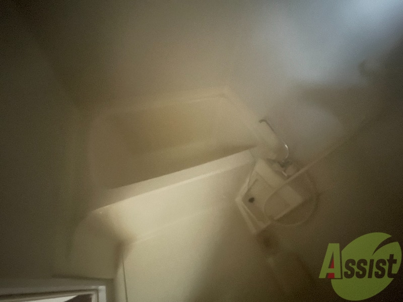 バス・シャワールーム　お風呂です。広いのでゆっくりと浸かることができます。