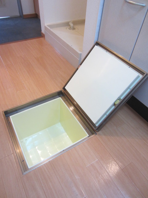 その他　床下収納