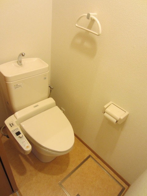 トイレ　清潔感のあるトイレ