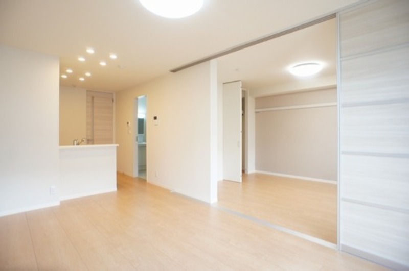 居室・リビング　図面と現状に相違がある場合には現状を優先