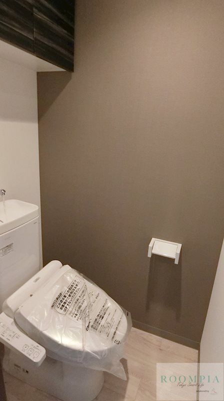 トイレ　※同タイプの別のお部屋です。