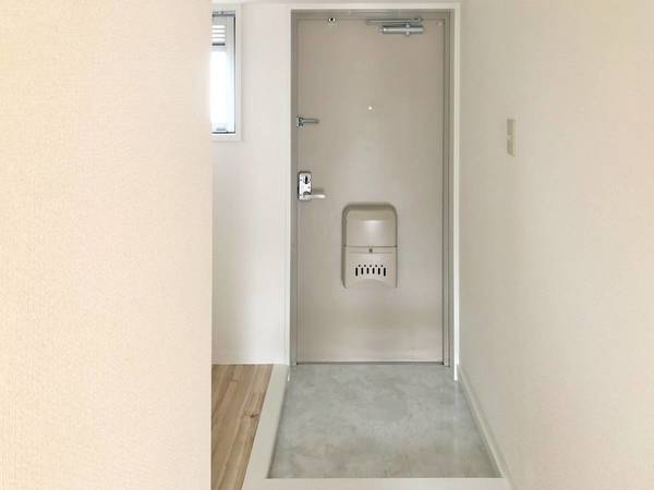 玄関　ビレッジハウスの同一物件・同一タイプの間取りの写真です