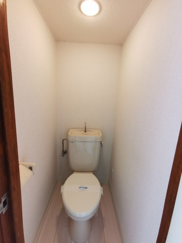 トイレ　別部屋参考