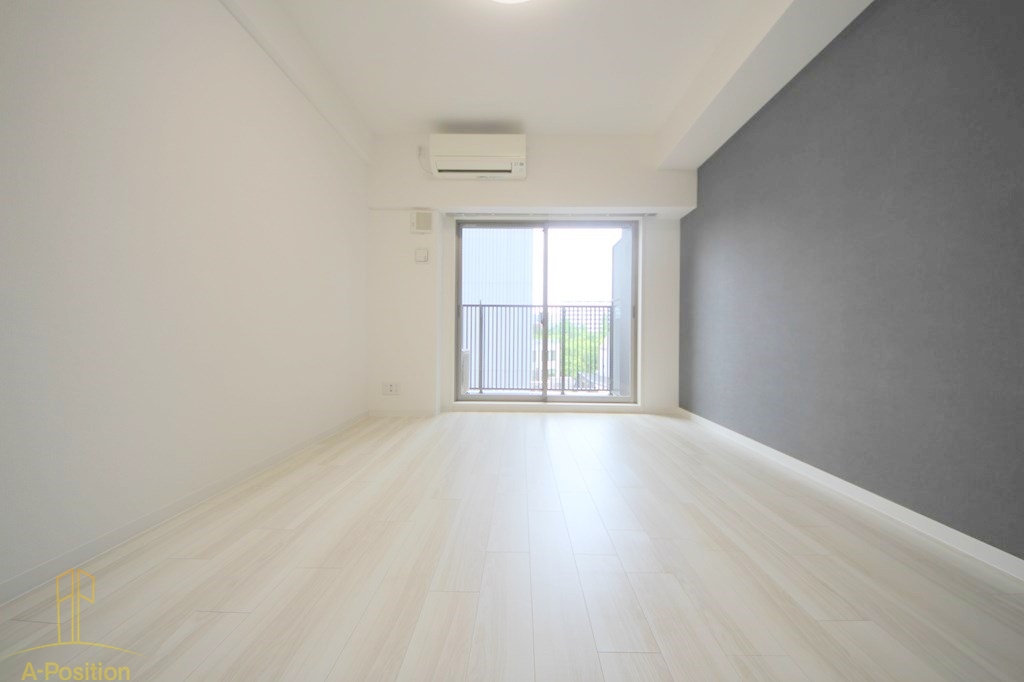 居室・リビング　コンフォリア京町堀