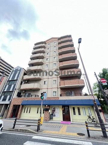 建物外観　落ち着いた雰囲気の外観です