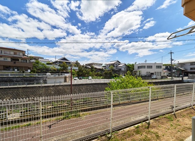 眺望　涼風そよぐリバーサイド