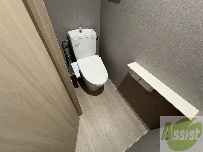 トイレ　シャワートイレになっているので快適です！