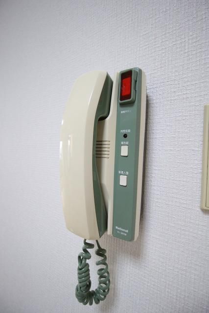 セキュリティ　インターホンです