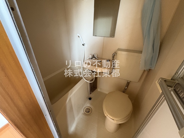 バス・シャワールーム　お掃除がしやすい３点ユニットバスです☆