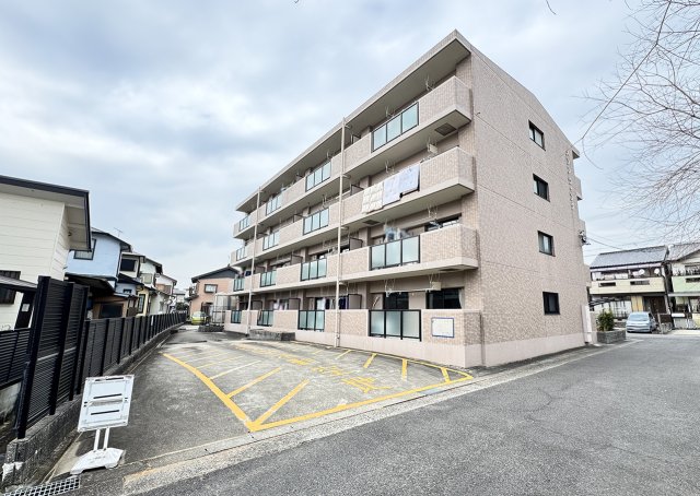 建物外観　外観は落ち着いています