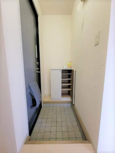 玄関　※他のお部屋の写真です