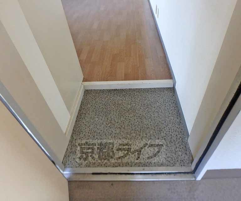 玄関　広い玄関があります。