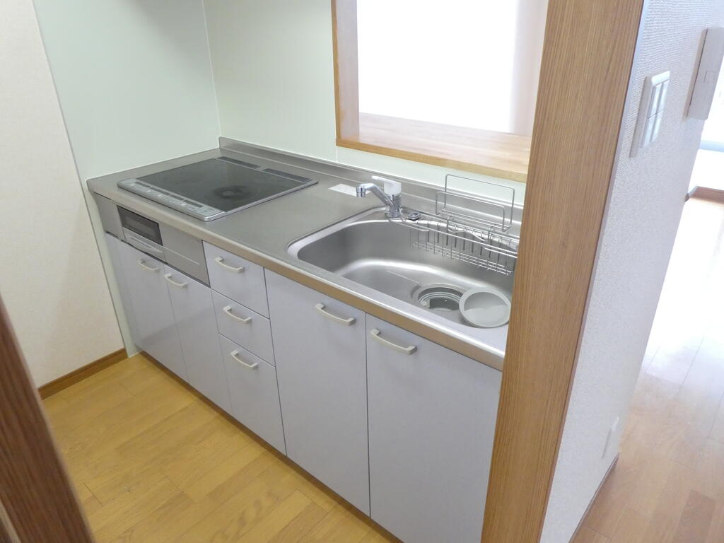 キッチン　写真は別部屋を使用しております。