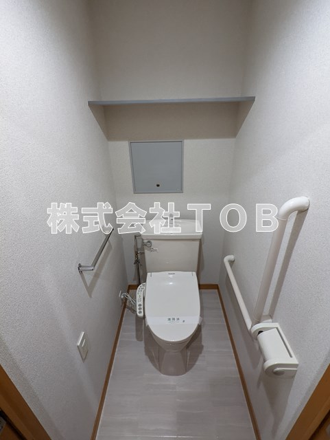トイレ　※別号室参考写真です