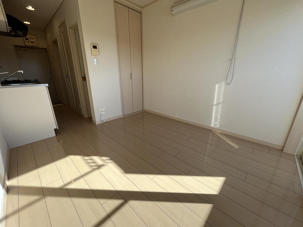 居室・リビング　別部屋参考写真