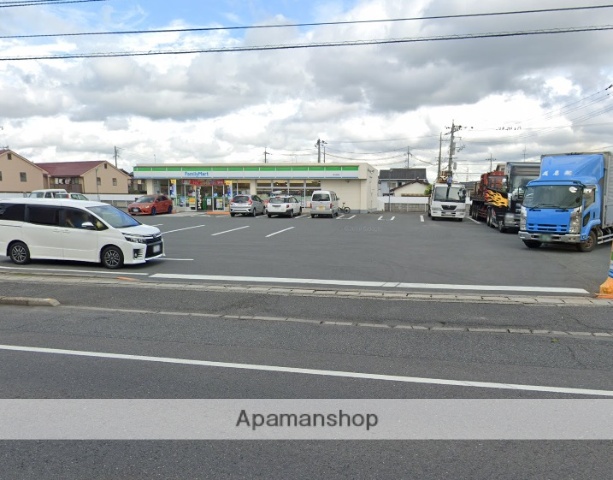コンビニ　ファミリーマート岡山庭瀬店（コンビニ）まで94m