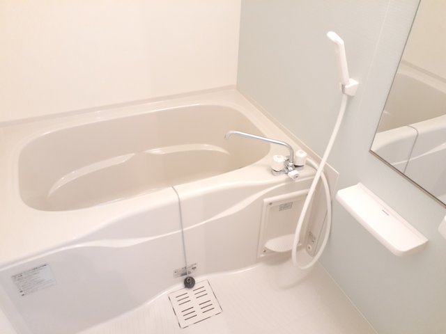 バス・シャワールーム　きれいなお風呂です