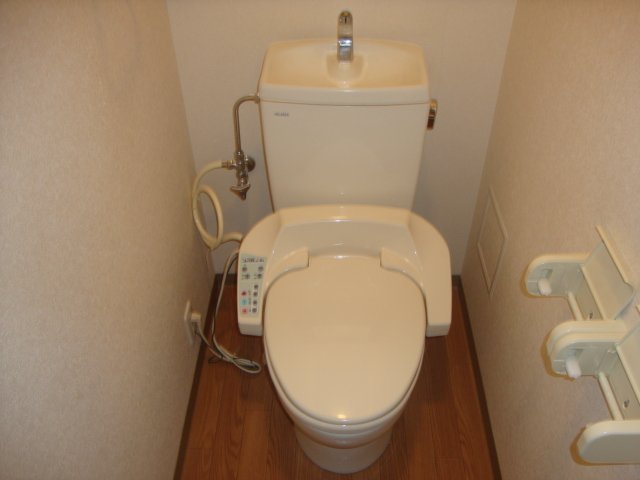 トイレ　シャワー付トイレ