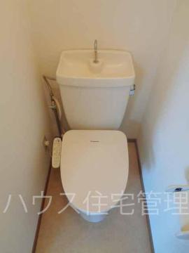 トイレ　シャワー付トイレ