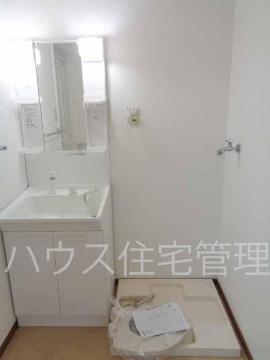 洗面設備　洗髪洗面化粧台