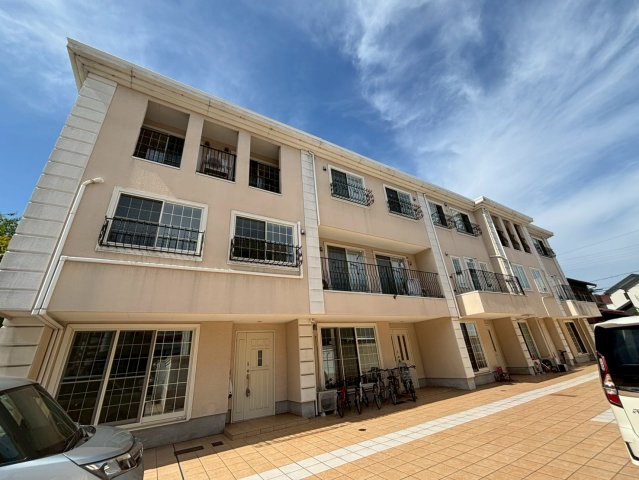 建物外観　ヴィクトリアマンション千代田橋