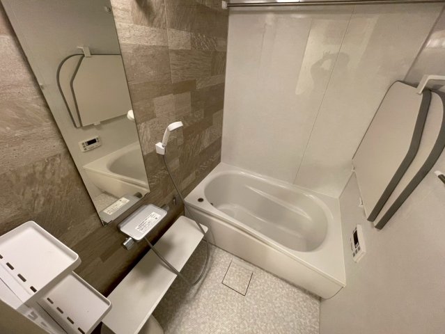バス・シャワールーム　お風呂で日々の疲れを落としましょう